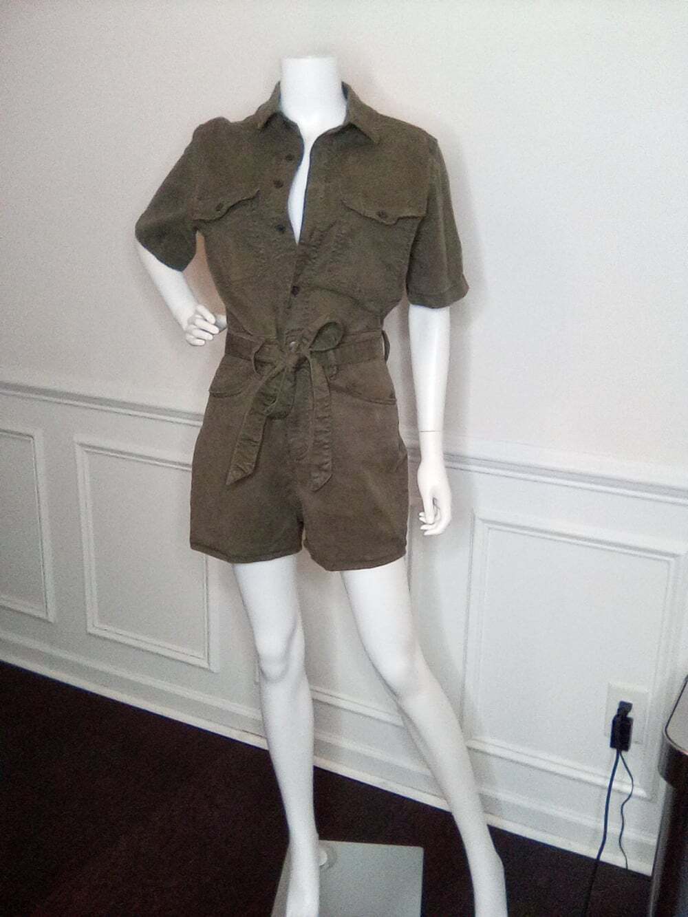 NEW Universal Thread Short Sleeve Denim Romper Olive Green Size 4 Jumpsuit - Picture 15 of 16